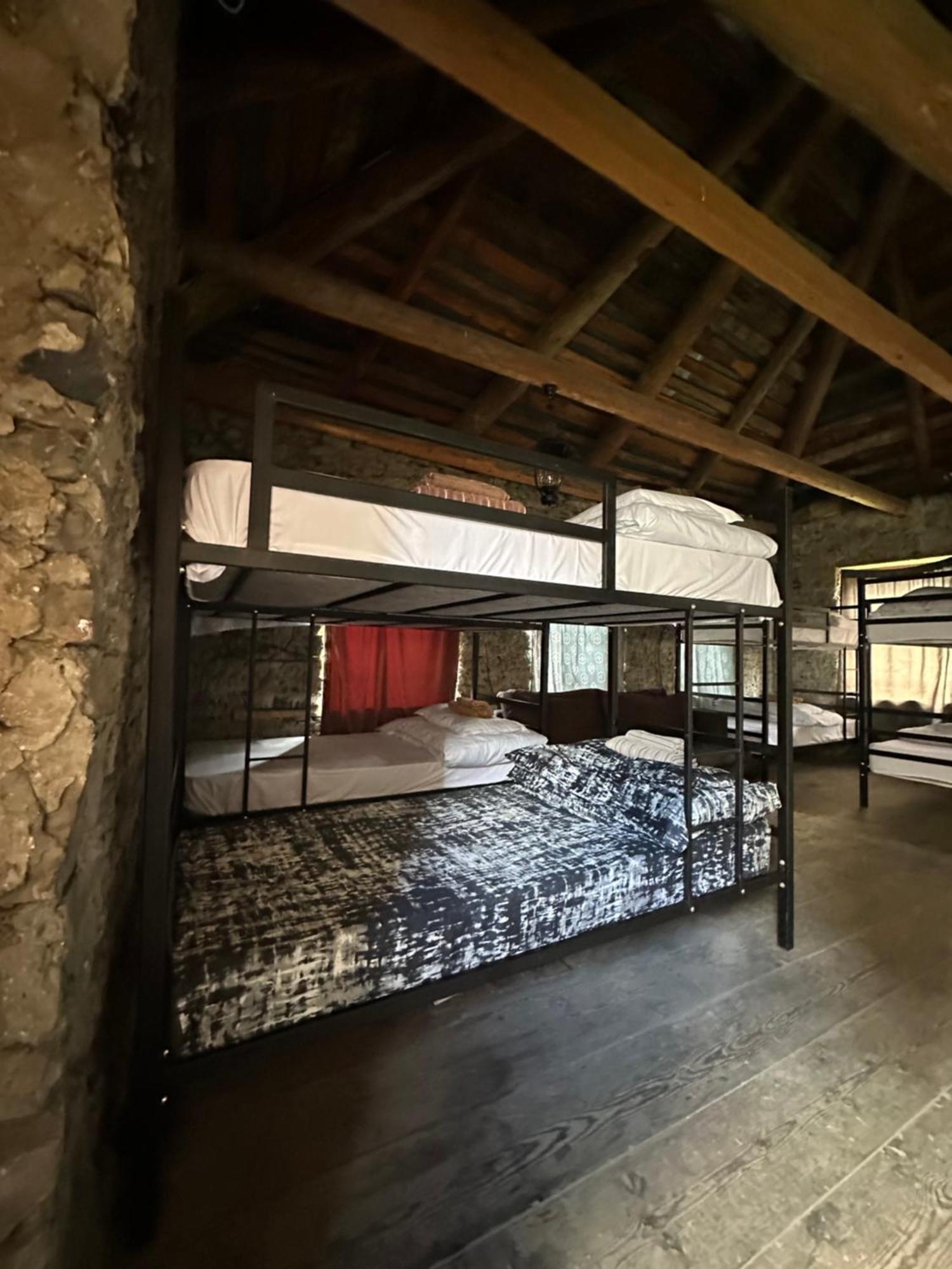 Panorama Guesthouse Mata C. Adishi Esterno foto