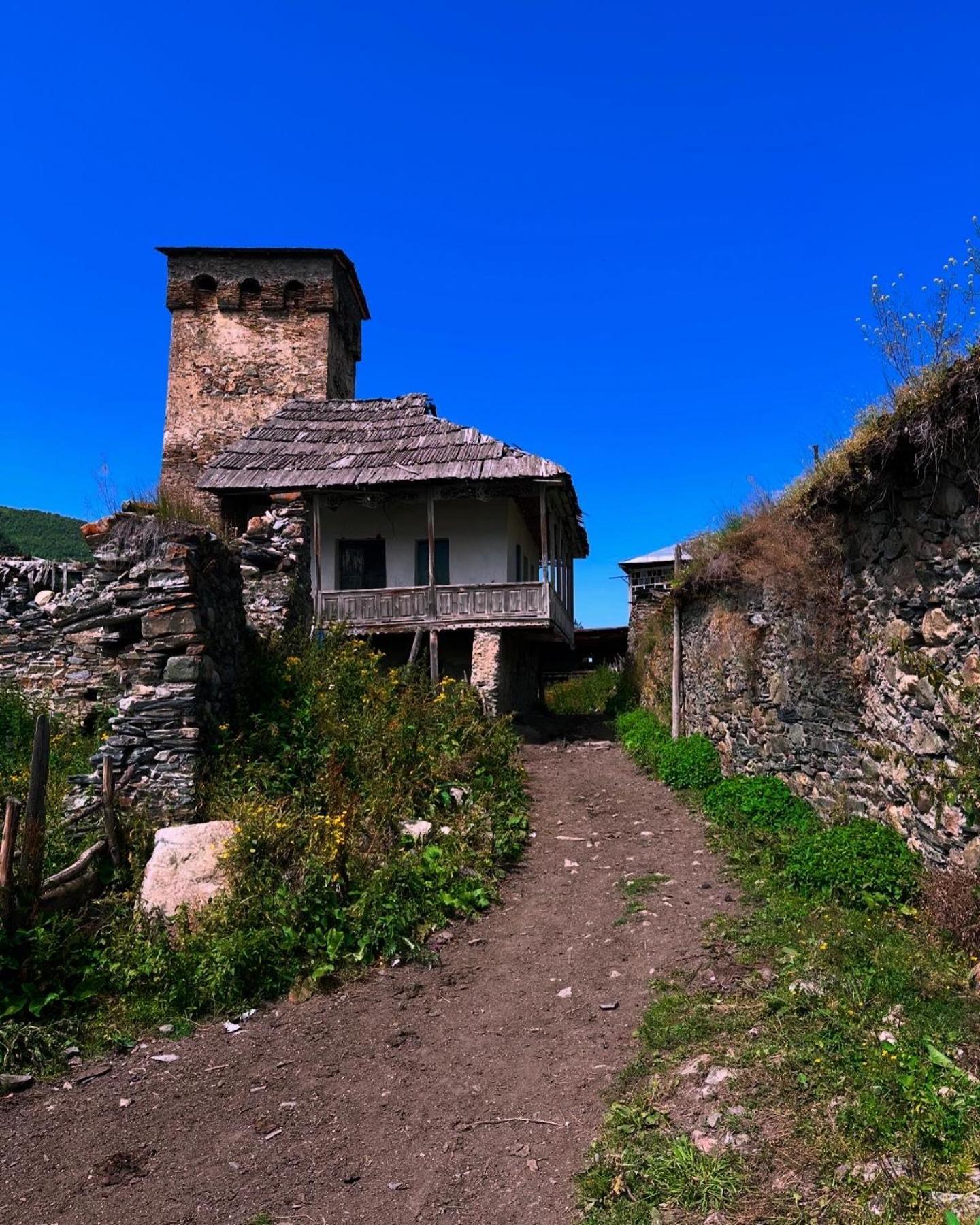 Panorama Guesthouse Mata C. Adishi Esterno foto
