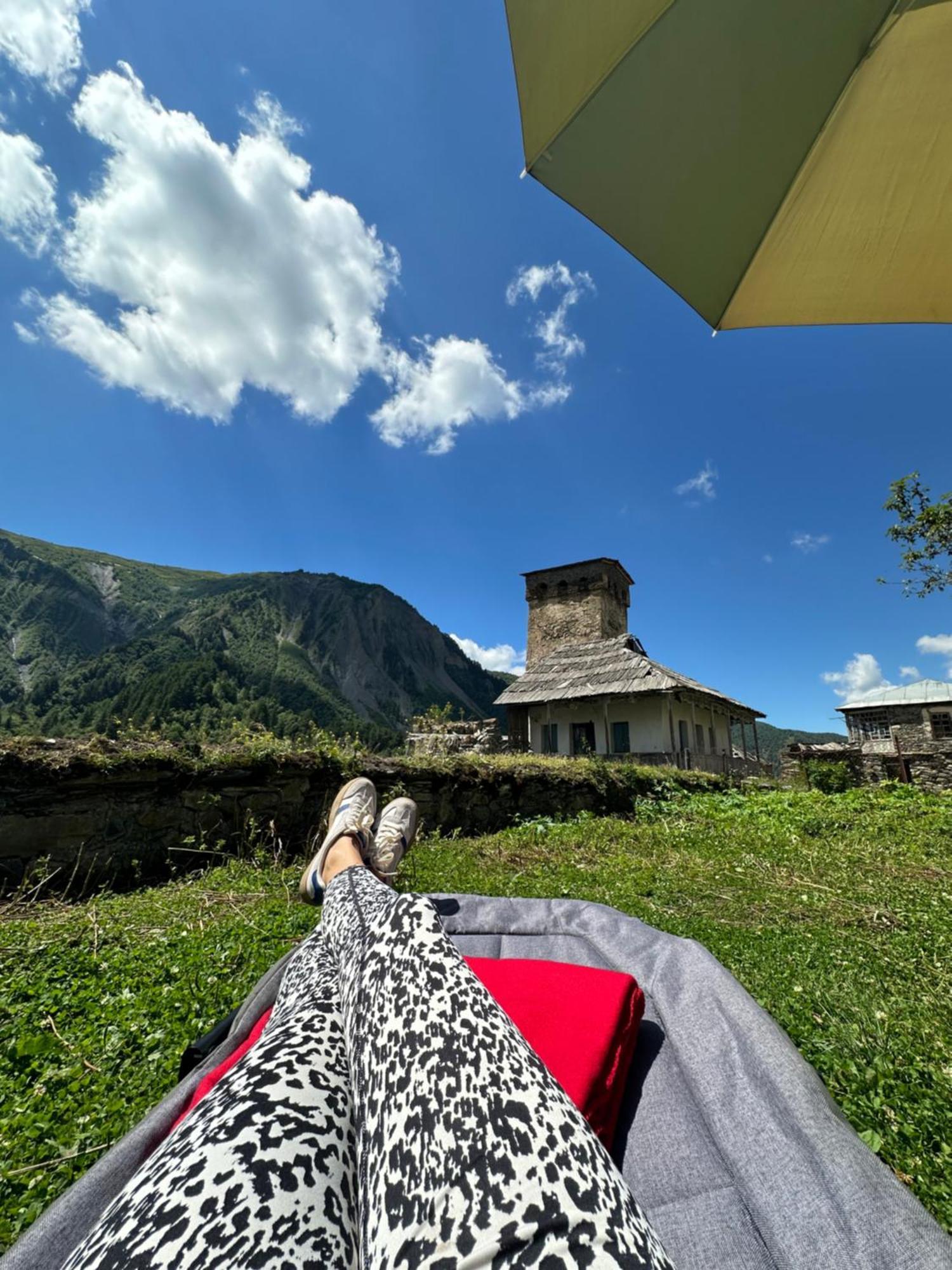 Panorama Guesthouse Mata C. Adishi Esterno foto