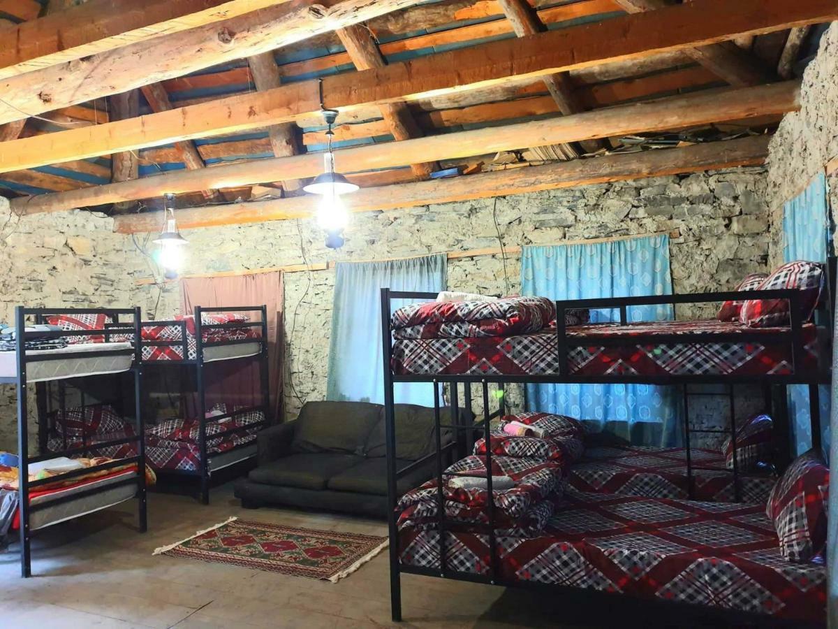 Panorama Guesthouse Mata C. Adishi Esterno foto